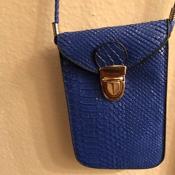 Purse - Picture 2 of 7